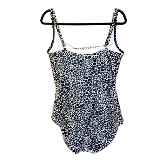 Calvin Klein One Piece Square Neck Ruched Black/White Abstract Swimsuit Size 18 - Picture 2 of 10